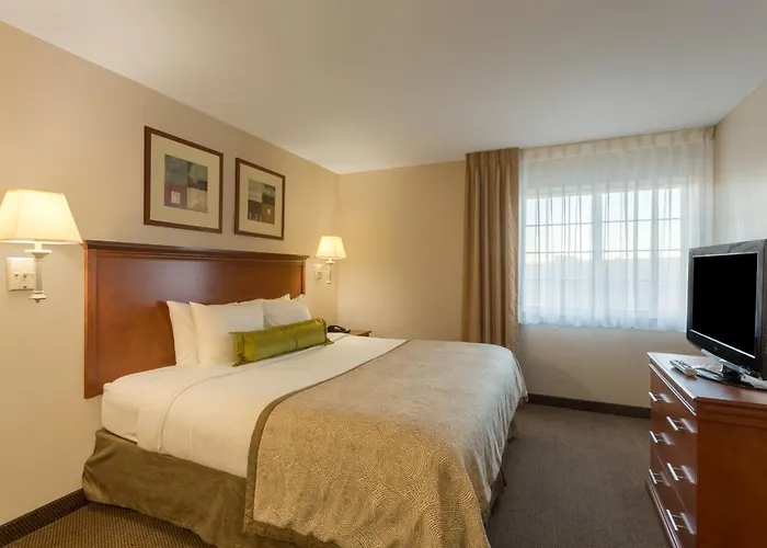 Candlewood By Ihg Hotel