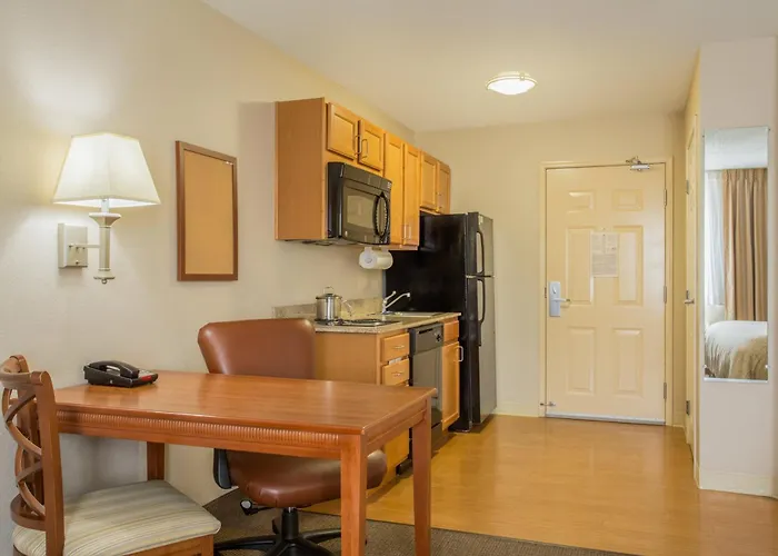 Candlewood By Ihg Nogales