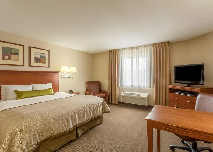 Hotel Candlewood By Ihg 3*
