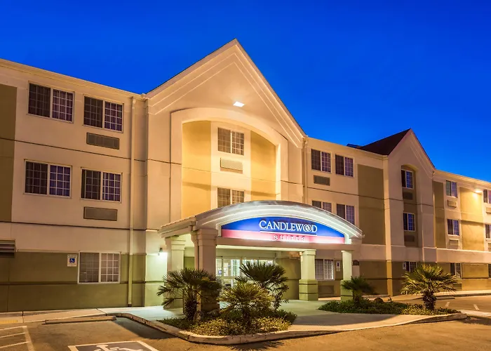 Candlewood By Ihg Hotel 3*