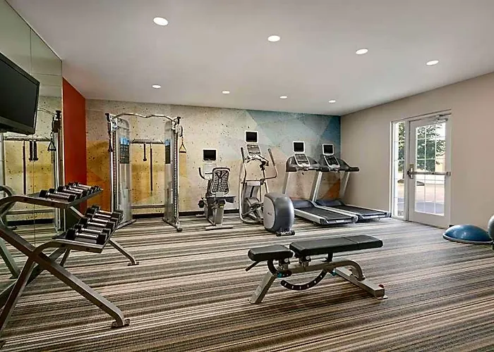 Candlewood By Ihg Hotel