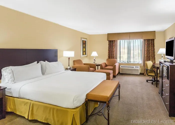 Candlewood By Ihg Hotel 3*