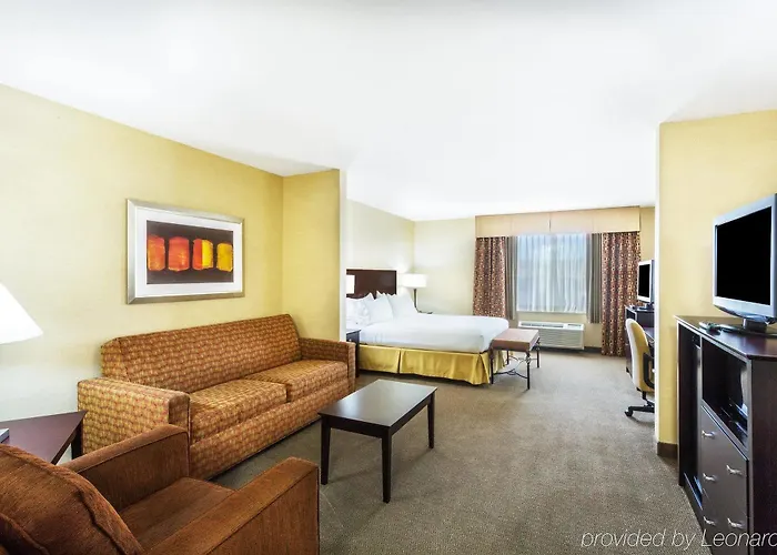 Candlewood By Ihg 3*