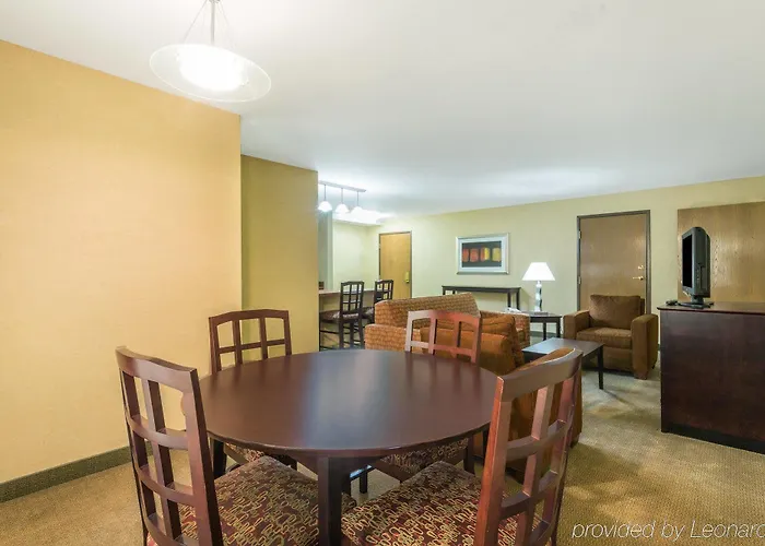 Candlewood By Ihg Hotel Nogales