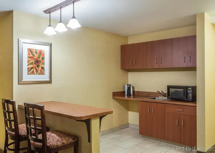 Candlewood By Ihg Hotel
